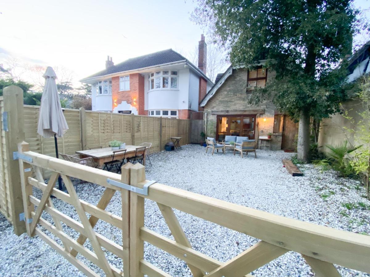 The Coach House - Bournemouth Villa ภายนอก รูปภาพ