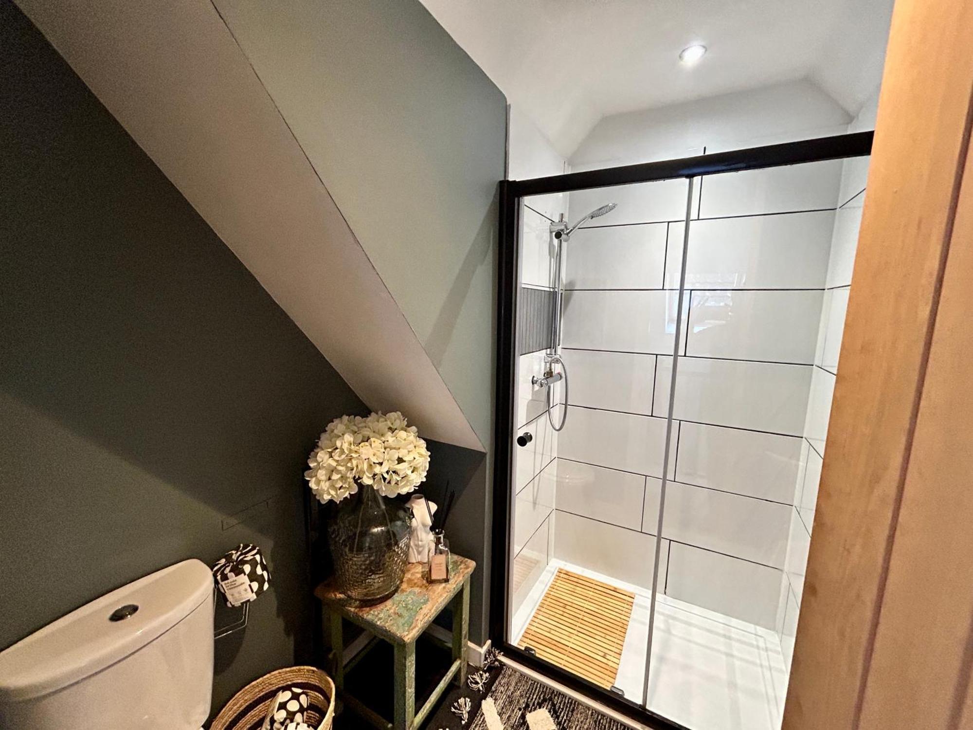 The Coach House - Bournemouth Villa ภายนอก รูปภาพ