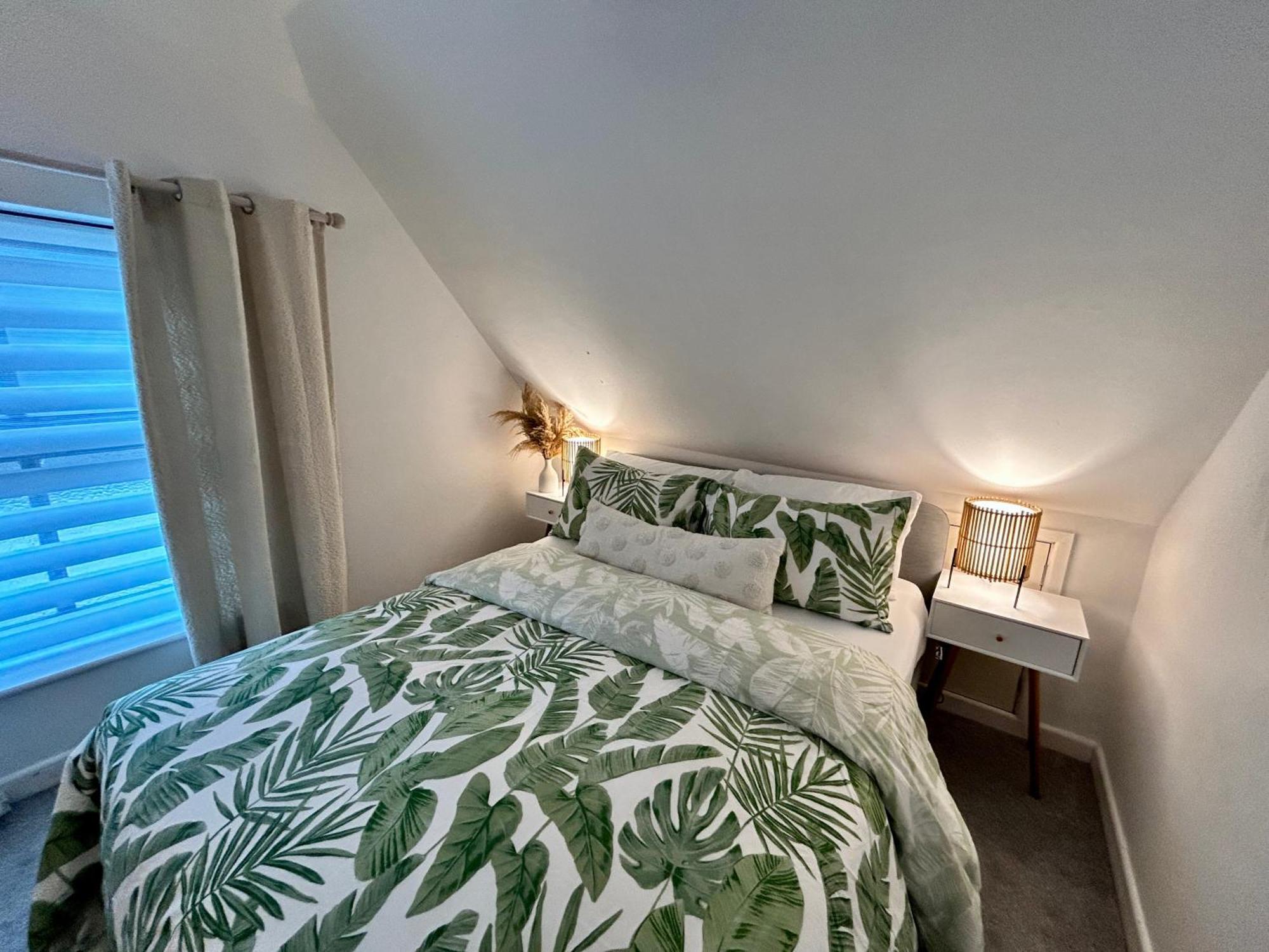 The Coach House - Bournemouth Villa ภายนอก รูปภาพ